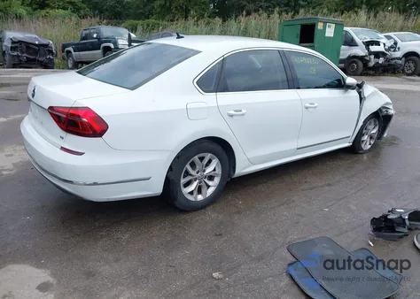 2017 Volkswagen Passat 1.8T S из США, поврежденный, VIN 1VWAT7A31HC050166